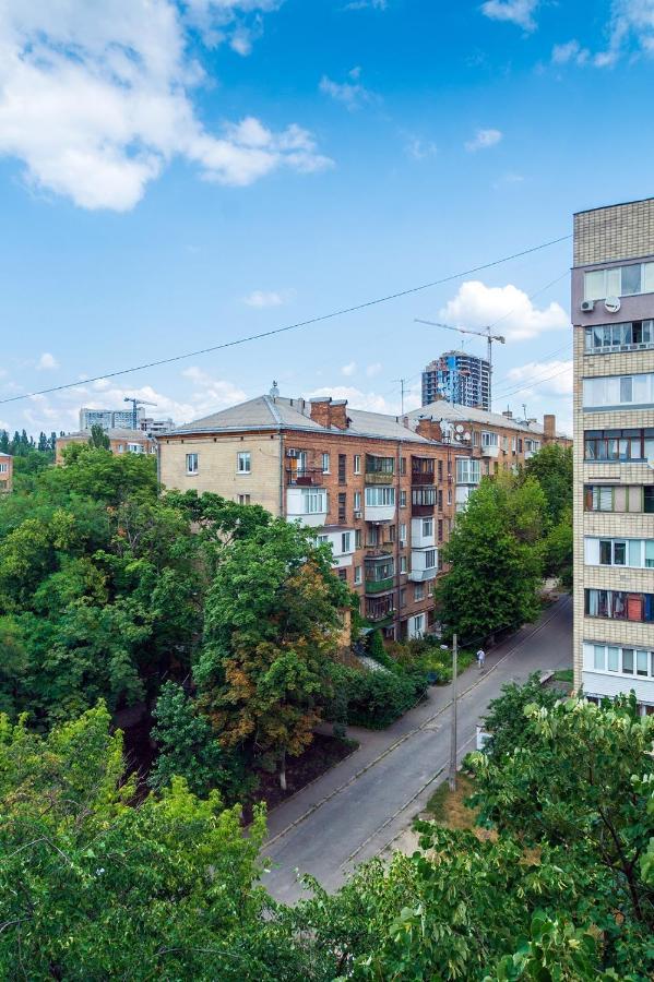 Квартира По Адресу Дружбы Народов 8А Kiew Exterior foto